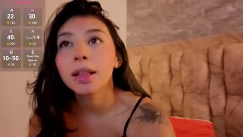 chloe_bluee_ online show from July 2026 11:08:02 AM