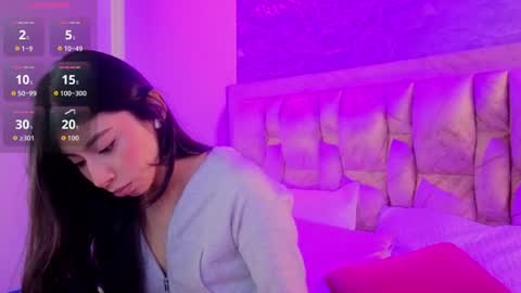 chloe_bluee_ online show from July 2026 11:19:02 AM