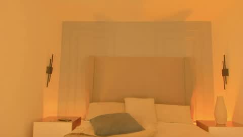 Chloe online show from April 2026 11:59:01 AM