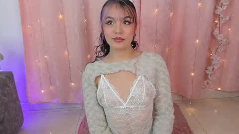 Snapshot of chloe_evans12 chatting on December 2025 02:31:01 AM Chloe online show from December 2025 02:31:01 AM