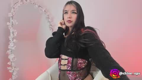 Snapshot of chloe_evans12 chatting on February 2026 04:54:01 AM Chloe online show from February 2026 04:54:01 AM