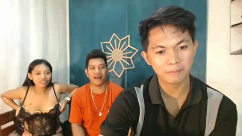 chloe and harlot online show from December 2025 05:23:01 AM