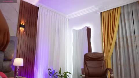 Snapshot of chloe_harriss chatting on March 2026 12:10:02 PM Chloe online show from March 2026 12:10:02 PM