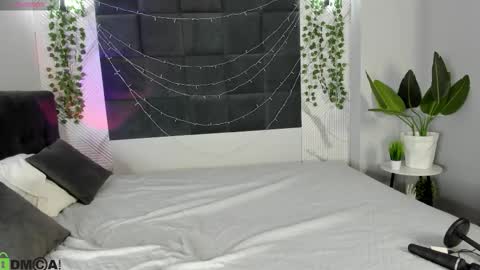 Snapshot of chloe_lov_ chatting on February 2026 12:18:02 AM Chloe Lov GTM2 Mon Tue Thu Sat Sun 0400am - 1030m online show from February 2026 12:18:02 AM