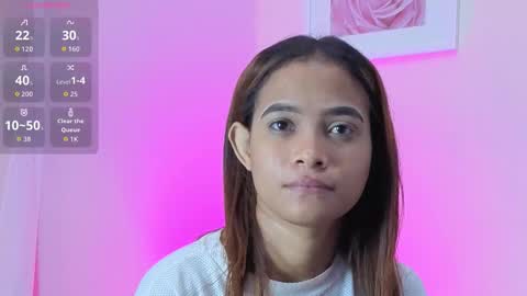 chloe online show from October 2025 01:43:02 PM