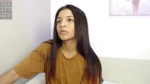 chloe_peach_ online show from February 2026 12:31:01 PM