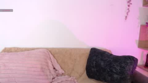 chloe_peach_ online show from May 2026 12:03:02 PM