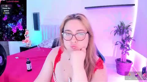 chloe_prg online show from July 2026 09:47:02 PM