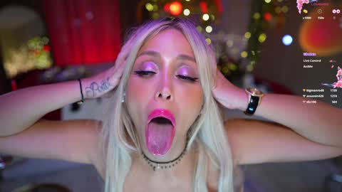 Snapshot of chloe_ri chatting on December 2024 12:51:02 AM . ALL my LINKS online show from December 2024 12:51:02 AM