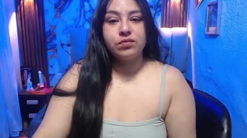 chloe_smith5 online show from February 2026 01:27:02 PM