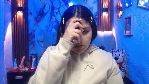 chloe_smith5 online show from March 2026 01:28:01 PM