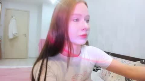 Snapshot of chloe_wifey chatting on October 2025 03:14:02 PM chloe wifey online show from October 2025 03:14:02 PM