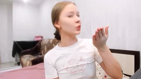 Snapshot of chloe_wifey chatting on November 2025 11:53:02 AM chloe wifey online show from November 2025 11:53:02 AM