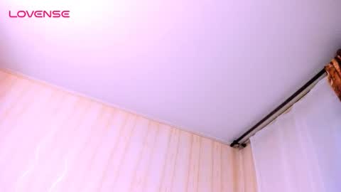 Snapshot of chloe_wifey chatting on March 2026 04:14:02 PM chloe wifey online show from March 2026 04:14:02 PM