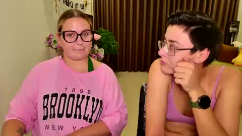 Eva and Sandra online show from June 2026 06:00:02 PM