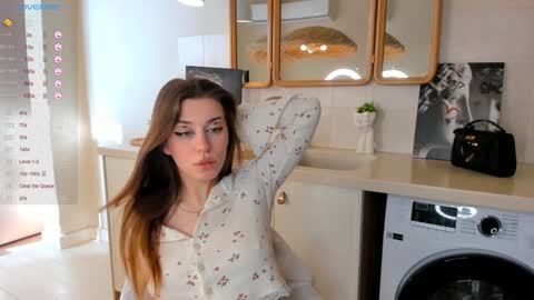 Snapshot of chloealice chatting on February 2025 10:19:01 AM Megan and Jeniffer online show from February 2025 10:19:01 AM