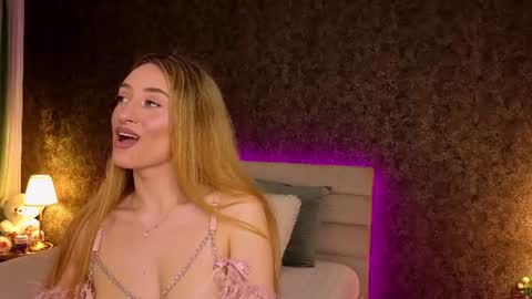 ChloeBelleX online show from July 2026 06:25:02 PM
