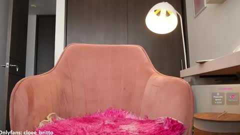 cloe online show from October 2025 05:23:02 PM