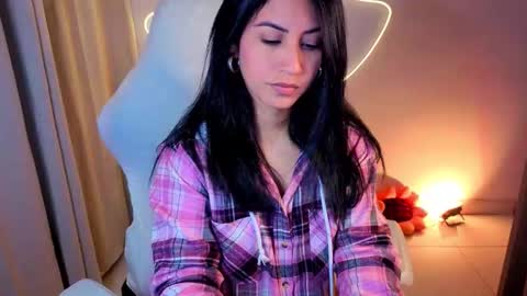 Snapshot of chloebum_ chatting on January 2026 11:03:01 AM Chloe online show from January 2026 11:03:01 AM