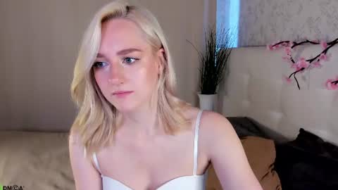 Snapshot of chloedeccker chatting on June 2026 01:17:01 AM Chloe Deccker online show from June 2026 01:17:01 AM
