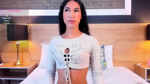 Snapshot of chloee_adams_ chatting on July 2026 07:05:01 PM Chloe online show from July 2026 07:05:01 PM