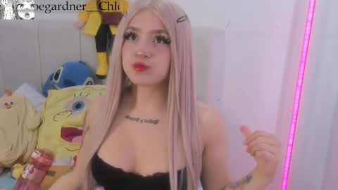 Chloe online show from April 2026 08:25:02 PM