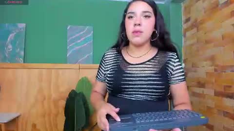 Snapshot of chloeferrer chatting on July 2026 07:09:01 PM Chloe Ferrer online show from July 2026 07:09:01 PM