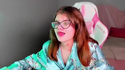 ChloeHalses online show from March 2026 05:05:01 PM
