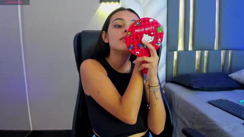  Chloe Harper  online show from April 2026 12:29:02 PM