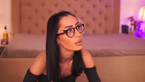 Chlo online show from March 2026 03:55:02 AM