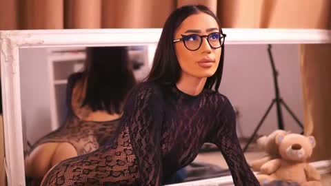 Snapshot of chloeobrilx chatting on May 2026 03:24:02 AM Chlo online show from May 2026 03:24:02 AM