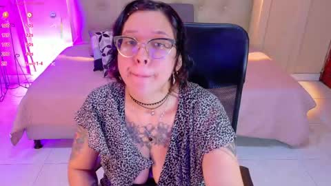 Chloe rosse online show from May 2026 01:12:01 AM