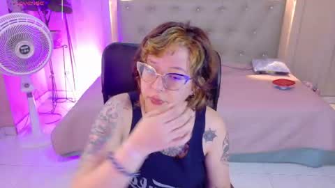 Chloe rosse online show from June 2026 01:13:01 PM