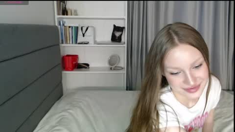 Chloe online show from July 2026 06:23:01 PM
