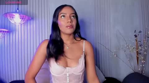 CHLOE  online show from January 2025 09:06:01 PM