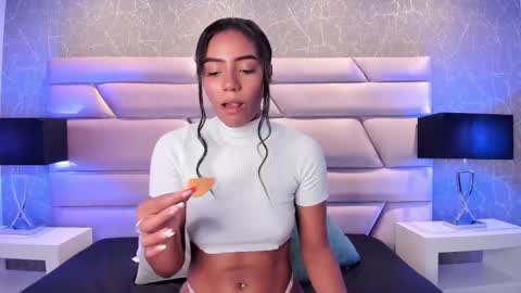 CHLOE  online show from January 2025 12:48:02 AM