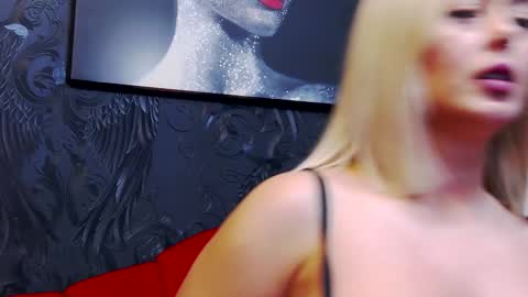 Chloe Vee online show from January 2025 10:07:02 AM