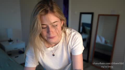 Chloe  online show from December 2024 07:44:01 PM