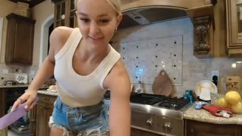 Chloe Babe online show from July 2026 04:47:02 AM