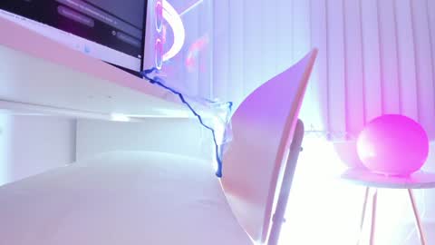 Chlooe online show from December 2024 04:59:02 AM