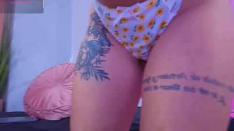 Chlooe online show from December 2025 10:13:01 AM