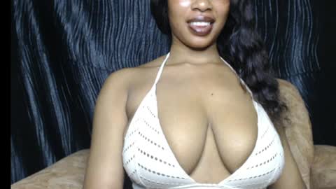 Snapshot of choco_chocoxx chatting on April 2026 11:48:01 PM ESTHER online show from April 2026 11:48:01 PM