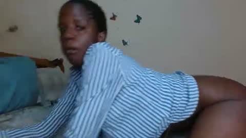 Snapshot of chocolatebony_ chatting on May 2026 06:32:01 AM chocolatebony_ online show from May 2026 06:32:01 AM