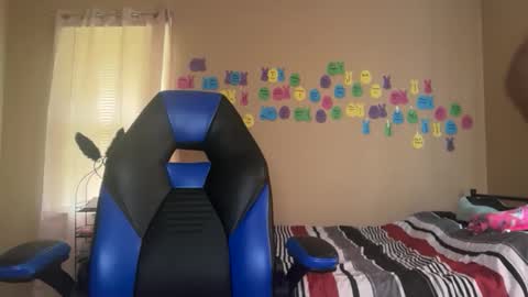 Melina online show from May 2026 04:04:02 PM