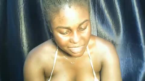 Snapshot of chocoslut22 chatting on November 2025 05:37:01 PM chocoslut22 online show from November 2025 05:37:01 PM