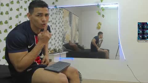 Chorey Thaylor online show from November 2025 02:39:02 PM