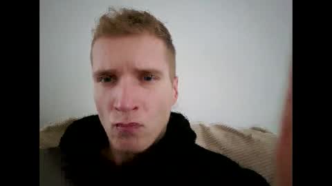 Snapshot of chosentwink chatting on November 2025 10:04:02 AM Johnny online show from November 2025 10:04:02 AM