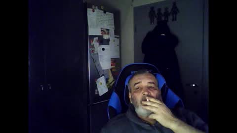 Chris online show from November 2025 09:28:02 AM