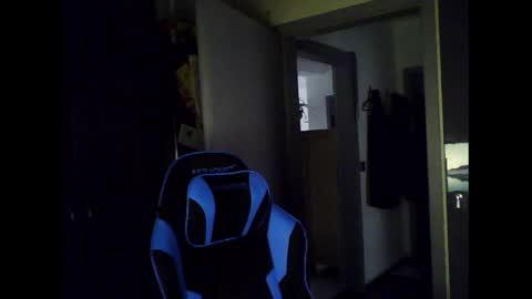 Chris online show from April 2026 04:32:01 AM