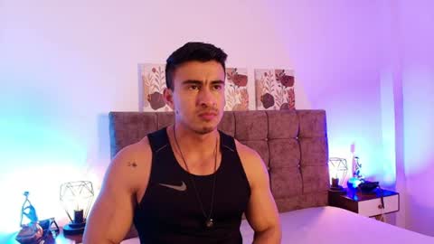 Snapshot of chris_clarck chatting on June 2026 07:33:01 PM chris_clarck online show from June 2026 07:33:01 PM